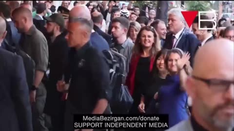 Trudeau and Zelensky warmly welcomed in Canada