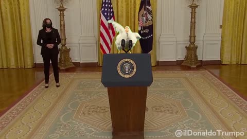 #ChickenJoe is afraid of Putin
