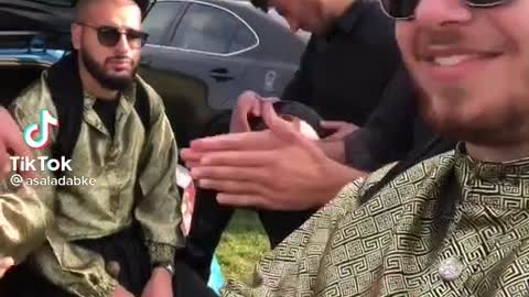 Funny music 🤣🤣