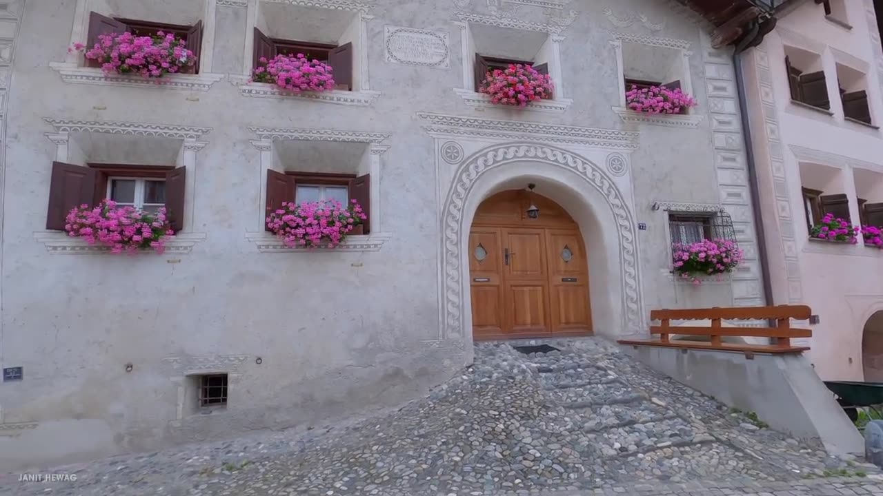 Scuol Switzerland 🇨🇭elegant luxurious recreation resorts town in Switzerland