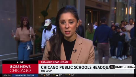 The entire Chicago Board of Education is expected to resign later this month..