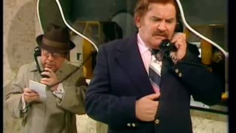 The 2 Ronnies comedy 🤣