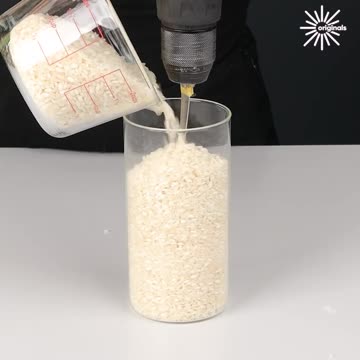 Easy steps to peel a lime.hd