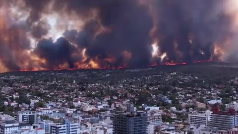 Massive Wildfires Approaching Villa Carlos Paz in Argentina