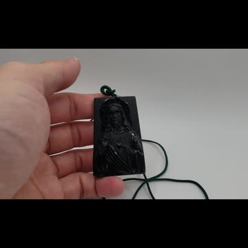 Jesus Portrait Pendant #jade #jewelry #necklace #pendants #giftideas #jesus #jesuschrist