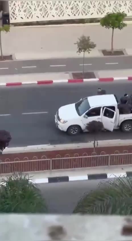 Israel abandoned their citizens to be slaughtered by terrorists who broke into the Israeli Border