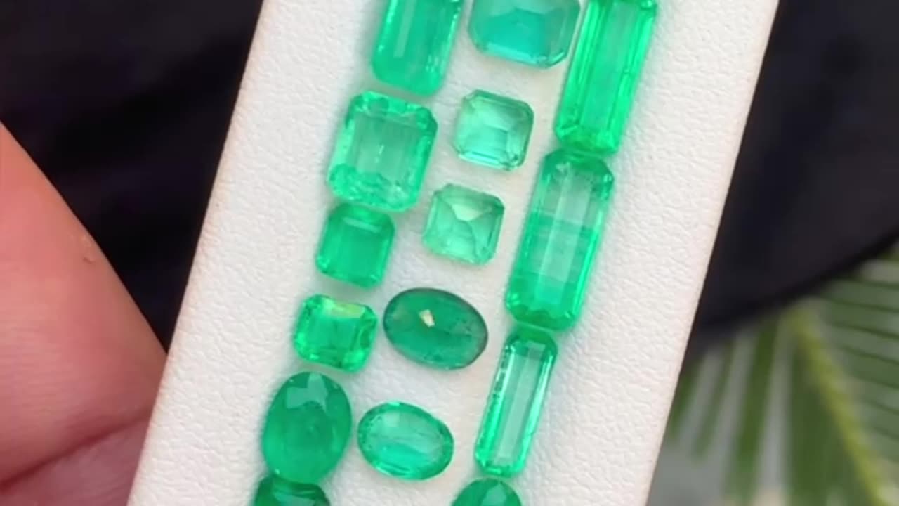 Top Colour Natural Natural Emerald From Afghanistan