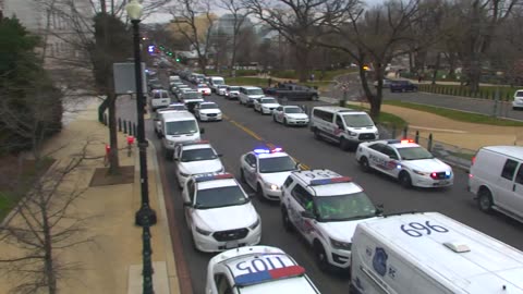 0936RHOB00IndepAveSWEastofTaxi_2021-01-06_16h00min01s887ms.mp4