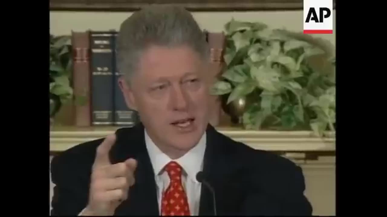 BILL CLINTON DENIES HAVING AN AFFAIR WITH MONICA LEWINSKY