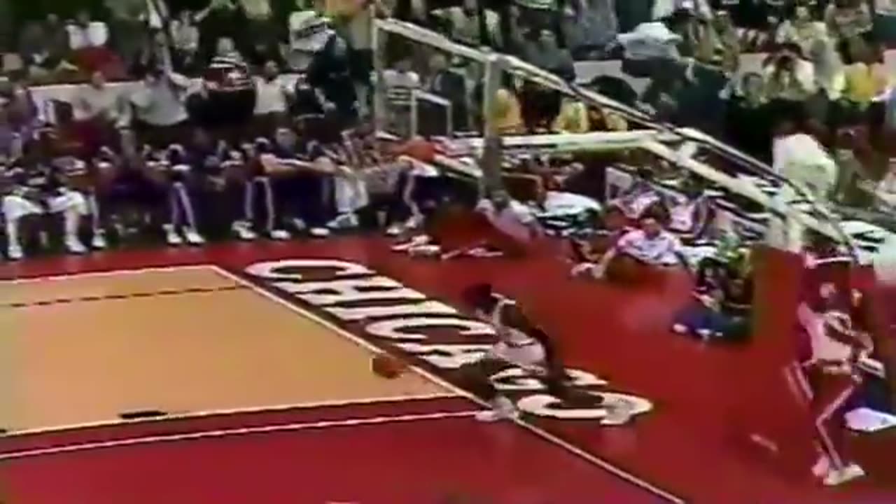 Michael Jordan Bests Dunk Ever