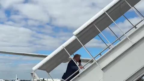 🚀President Trump is en route to watch the SpaceX launch in Texas