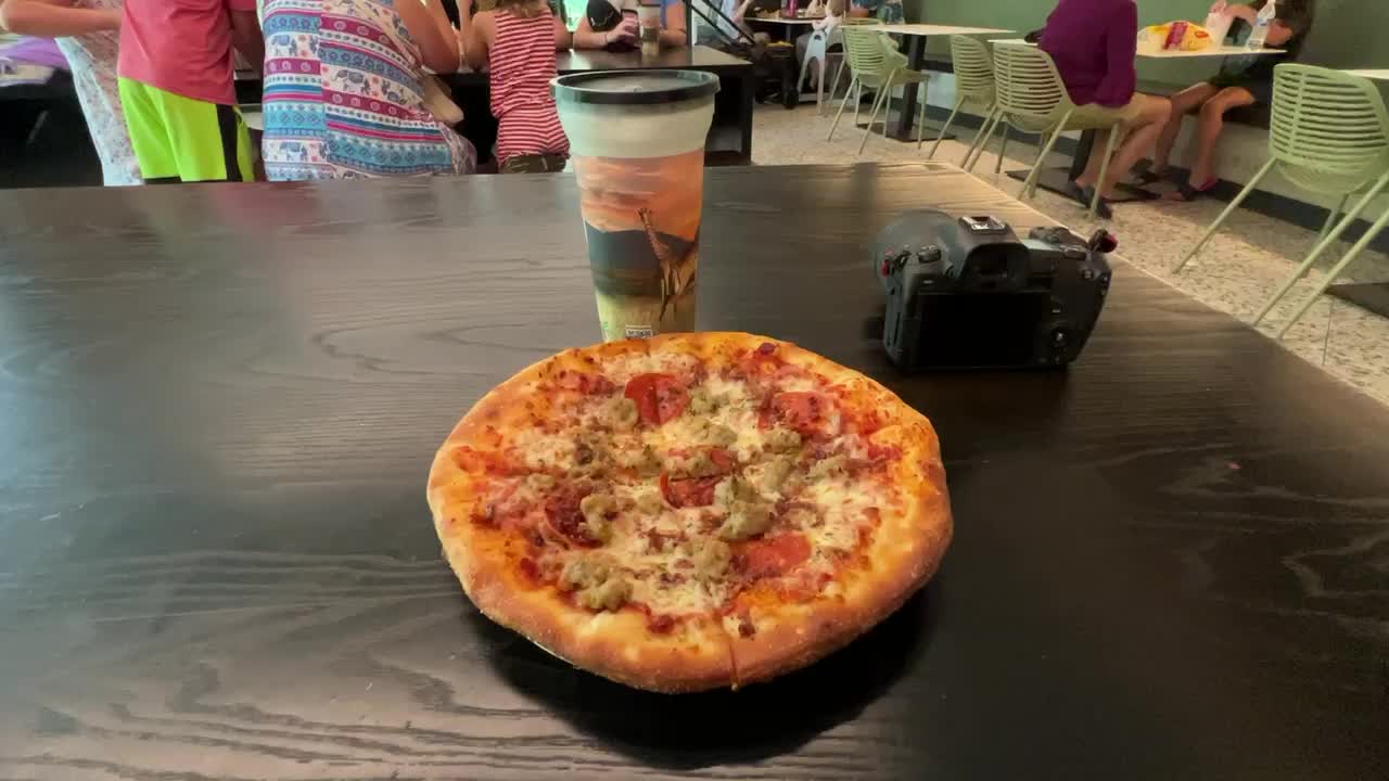 MEAL OF THE DAY HOUSTON ZOO