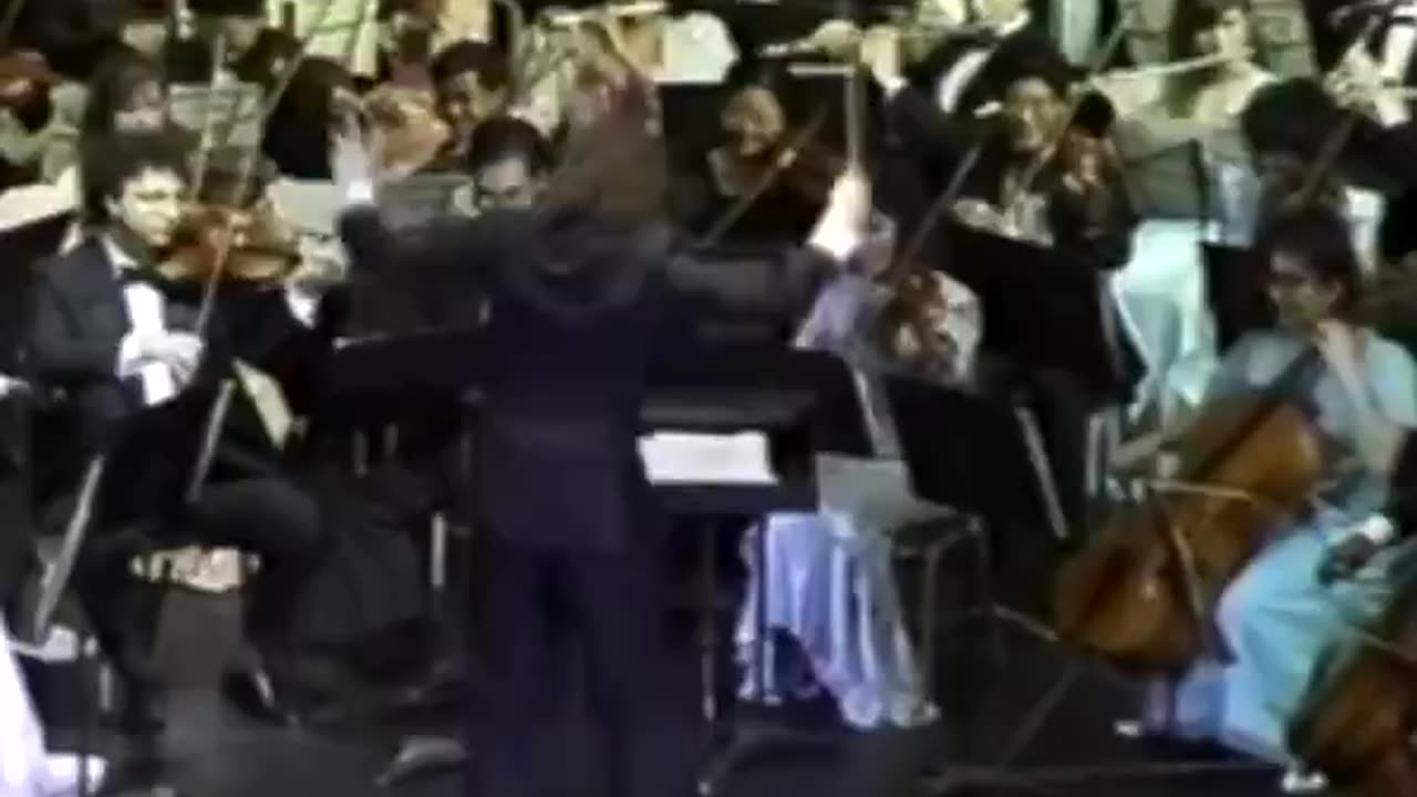 Weird Al Yankovic conducting the Jr. Philharmonic Orchestra, 1991