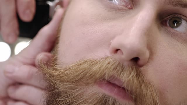 Softly shaving
