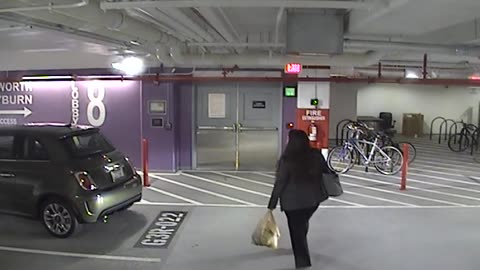 6086RHOBG3G308ALobbyEntrance_2021-01-06_08h40min02s157ms.mp4