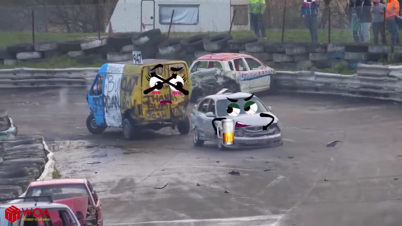 Try not to laugh - EXTREME- Funny Police Car Doodle Chase Drunk Car