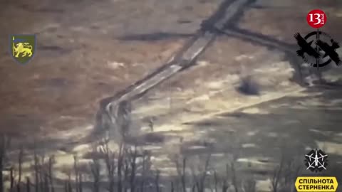 Russian soldiers fight with a drone - They seek to escape by running