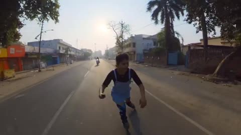 Skating girl on the Public Road##