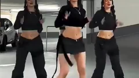 DANCING TRIPLETS