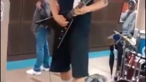 Machete Mike Malinowski jams in Chicago Subway