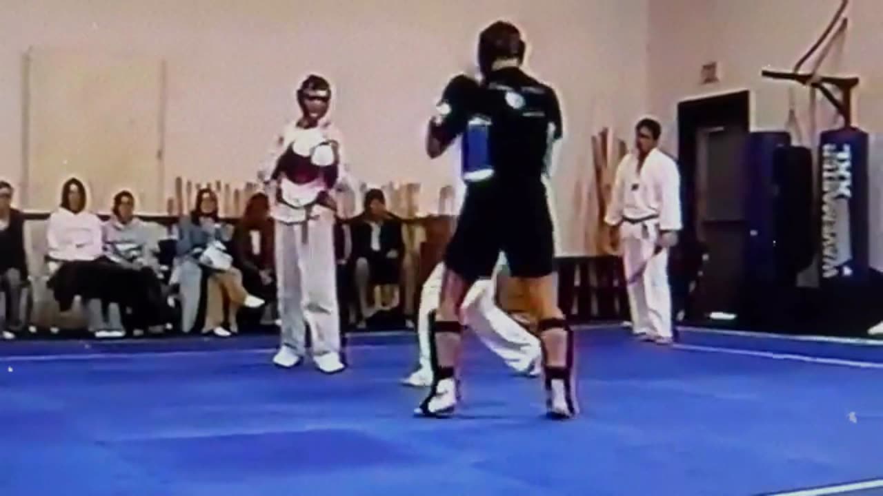 TAEKWONDO VS BOXER BEST FIGHT | BEST FIGHT MARTIAL ARTS KO UFC MMA