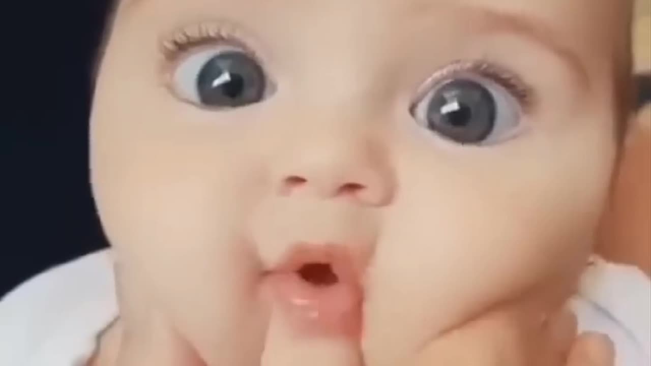 Cute baby viral video 94