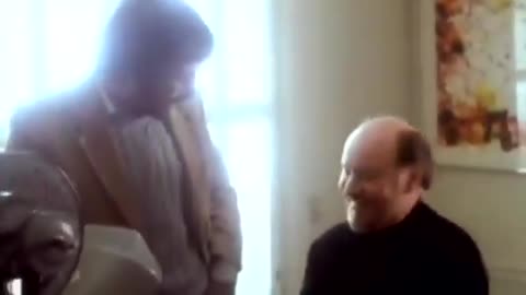 Steven Spielberg and John Williams discuss the music timing for E.T. the Extra-Terrestrial finale