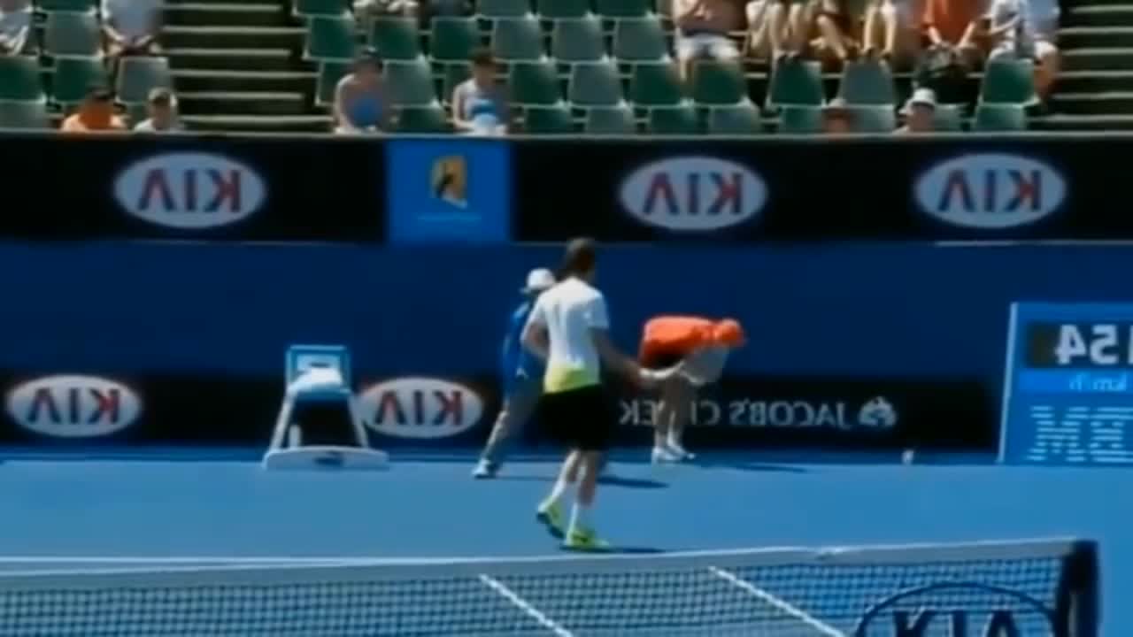 FUNNY MOMENTS WITH BALL BOYS p1