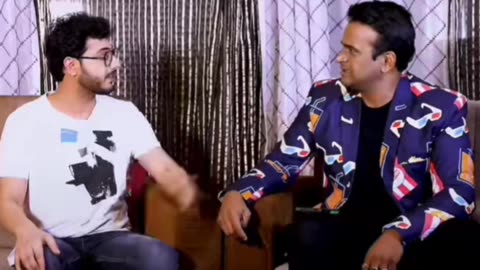 Carryminati sabko roast kar deta hai 🔥🤣