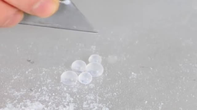 Hydrophobic Water Makes Dry Water