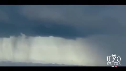 DURING A BRAZIL NEWSCAST FEBRUARY 2021 UFO CHARIOT OF GOD ANGELS APPEARED ON CAMERA🕎Psalms 103;20