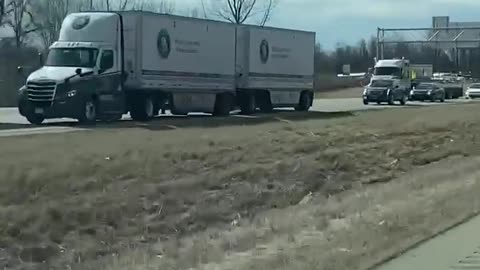 15 Miles Of Us Truckers Convoy Through Ohio