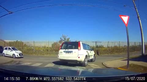 Chile Driver Dodges Robbery