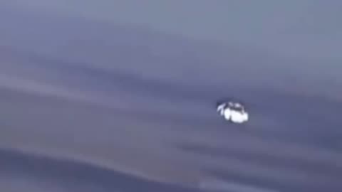 Low-flying UFO over Phoenix