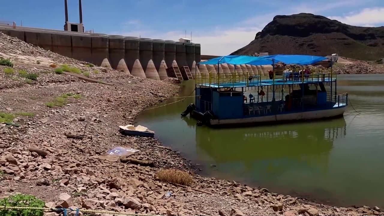 Bees, fish, farmers imperiled by drought in Mexico