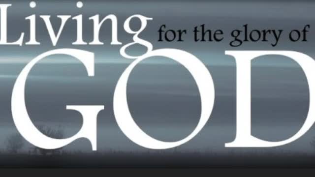 The Lion's Table: Living for the Glory of God