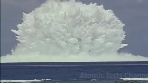 Underwater Nuclear Bomb Test 1958 - Tsunami Bom 😱😱