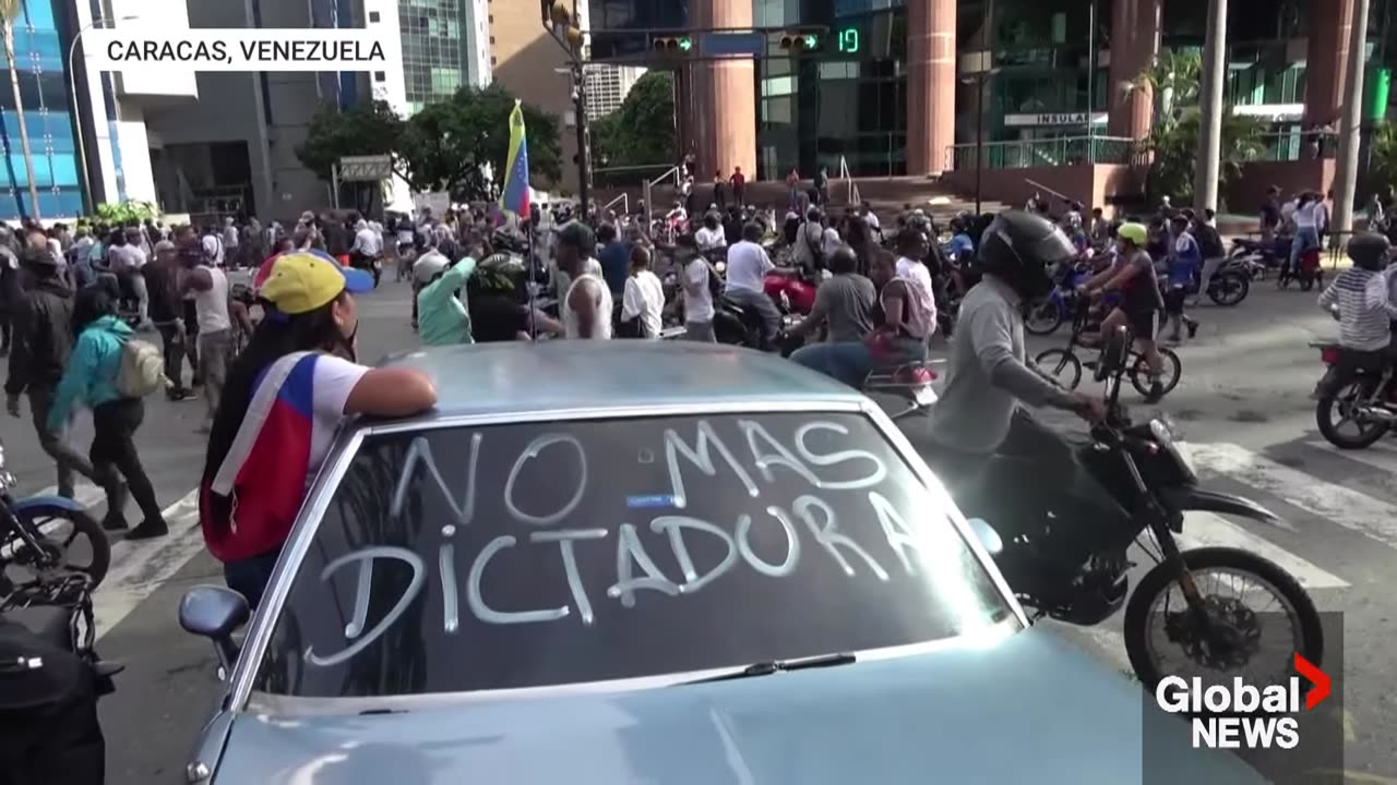 Venezuela moves Christmas to Oct. 1, President Nicolás Maduro decrees