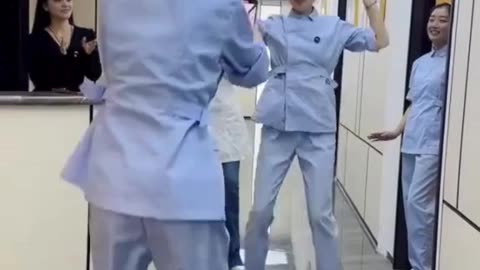 Nurses having a dance break! Friend matches steps while filming! 💃📹 #NursingLife