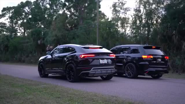 Lamborghini Urus VS Jeep Trackhawk