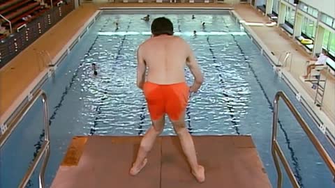 Mister Bean in the pool