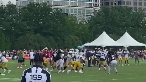 Jordan Love Drops a Dime at #greenbaypackers practice | #shortsvideo #shorts #nflnews