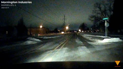 Driver Turning Left 2021.02.17 — MARSEILLES, IL