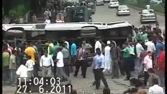 Live Bus Accident, Farmget, Dhaka, Bangladesh