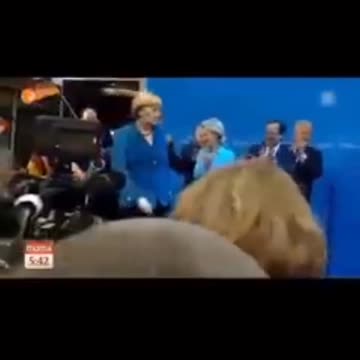 Seit 2.000 Jahren lebt die Erde ohne Liebe. Es regiert der Herr des Hasses.