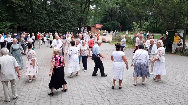 Грай музико, грай!