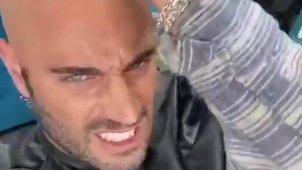 CLONES - DOUBLES - MASKS