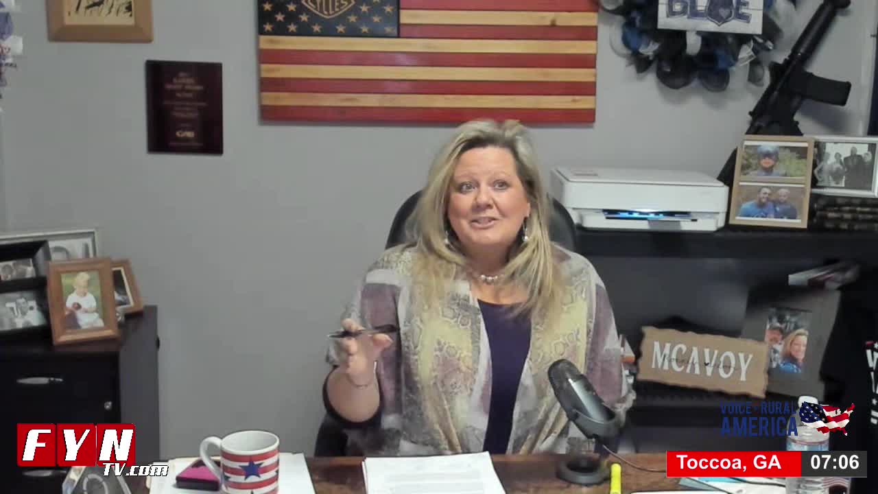 Lori discusses Biden signing bill, and Kamala's comments on Inflation and Russia-Ukraine situation.