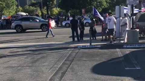 Pro Trump Rally gets interrupted by BLM.