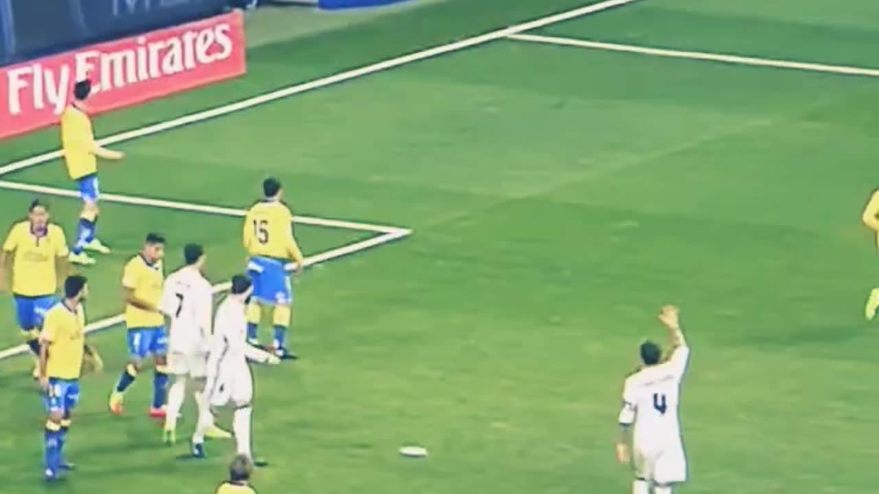 CR7 🆚 Boateng _ Real Madrid - Las Palmas CLASSIC moment 🎥